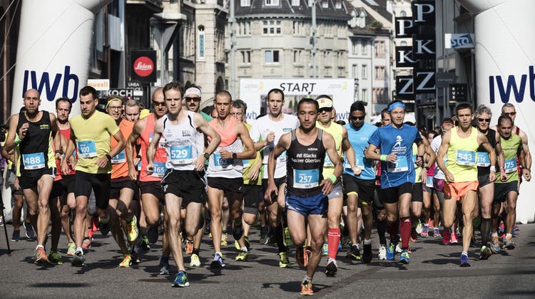 Die Innenstadt als Laufarena – IWB Basel Marathon