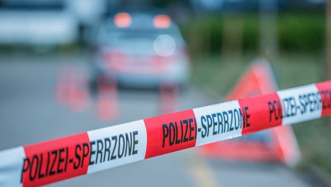 Der Unfallhergang ist noch unklar und wird durch die Kantonspolizei Zürich untersucht. (Symbolbild)