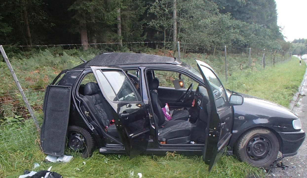 Hunzenschwil (AG), 2. September Auf der Schnellstrasse T5 auf der Höhe Hunzenschwil kam es zu einer Kollision zwischen zwei Autos. Ein Kind musste ins Spital geflogen werden.
