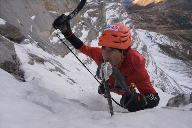 Durch die Nordwand in 2 Stunden und 23 Minuten: 2015 eroberte Ueli Steck den Weltrekord am Eiger zurück.Keystone