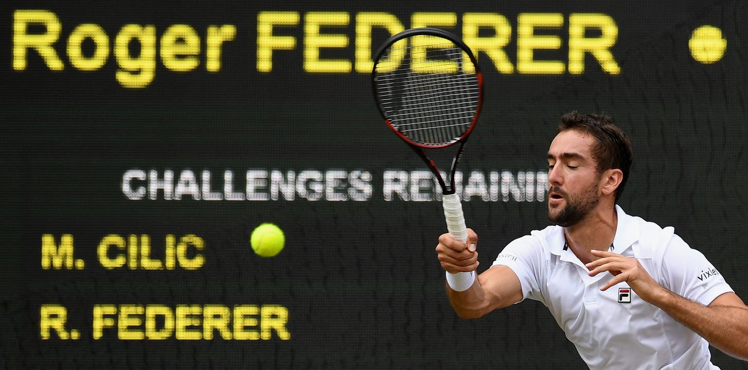 Federer holt sich im dritten Satz schliesslich das entscheidende Break.