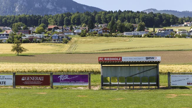 Nördlich des Fussballplatzes will der FC Riedholz ein zweite Spielfeld.