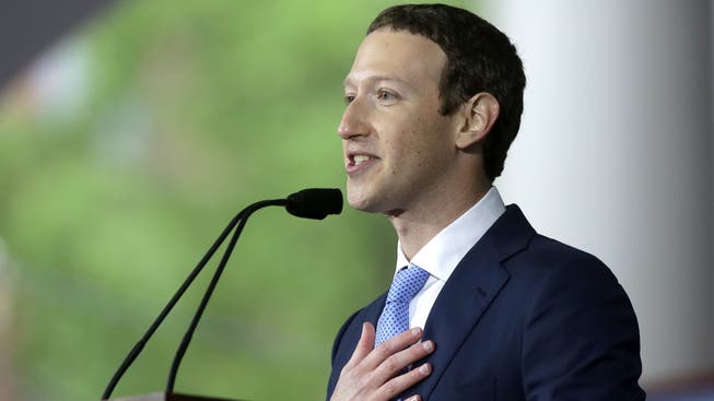 Facebook CEO Mark Zuckerberg muss dem US-Kongress Red und Antwort stehen