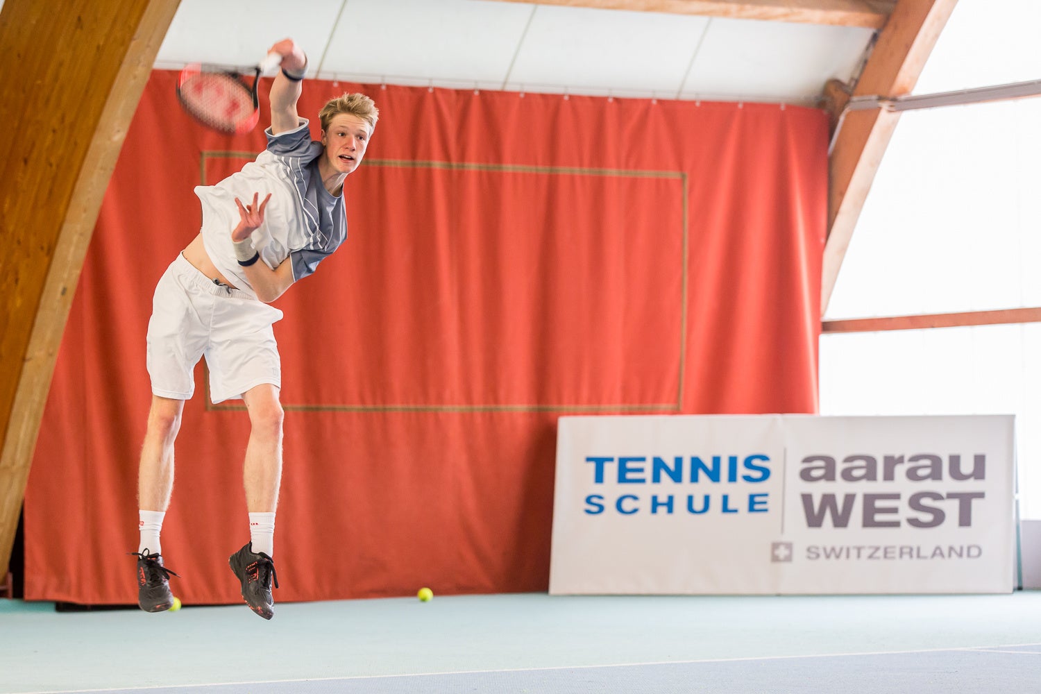 Bildstrecke - Kantonale Junioren Meisterschaft Im Tennis