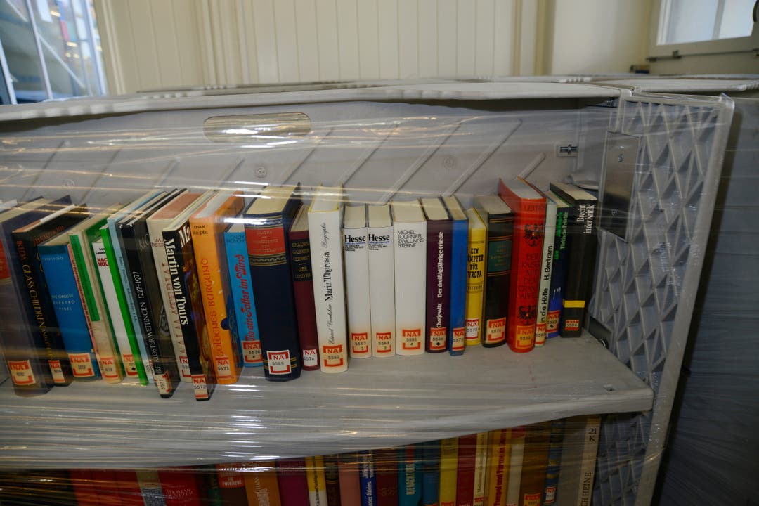 Insgesamt 100'000 Bücher aus der Zentralbibliothek Solothurn werden ins Luzernische überführt. Es werden nur elektronisch erfasste Bücher ausgelagert.