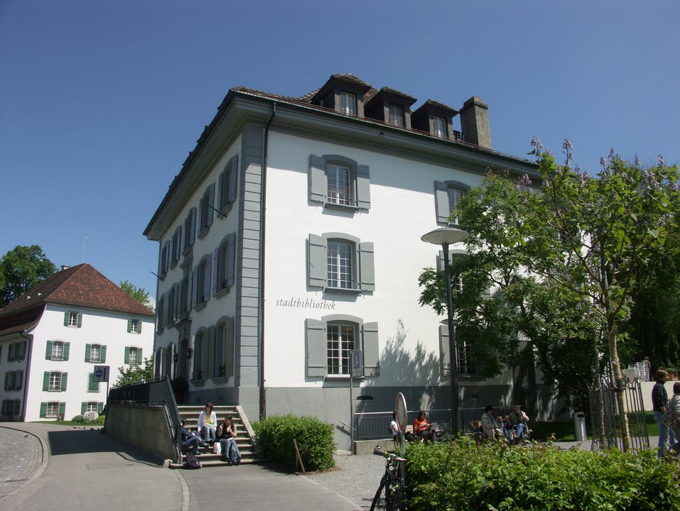 Heute befindet sich die Aarauer Stadtbibliothek im Hübscher-Haus.