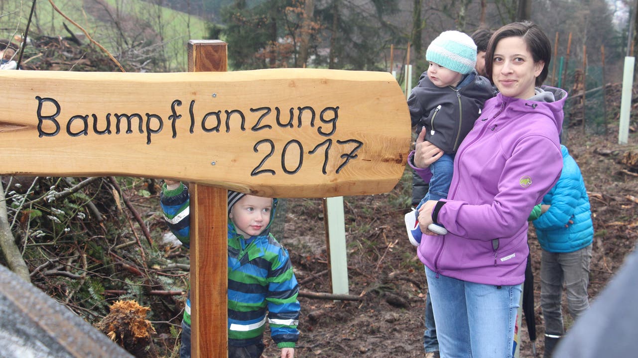Baumpflanzaktion in Schöftland am Gründonnerstag 2018