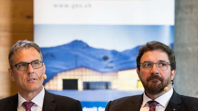 Geschäftsführer Andreas Felix (links) und Präsident Markus Derungs an der Generalversammlung des Graubündnerischen Baumeisterverbandes: Demut war angesagt.