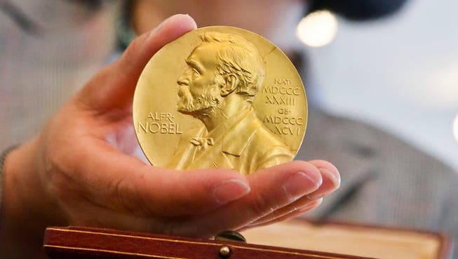 Erhält dieses Jahr ein Wissenschaftler aus der Schweiz den begehrten Nobel-Preis?