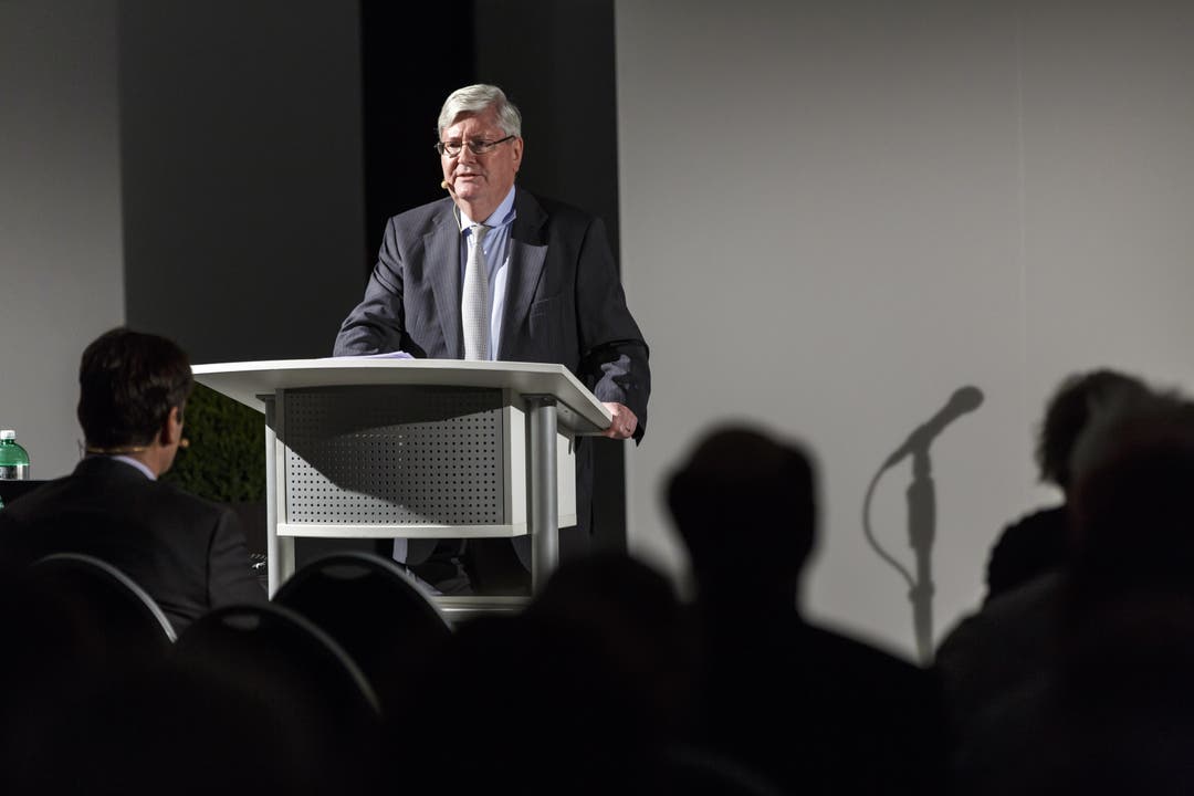 Hanspeter Rentsch, Stiftungspräsident Kunsthaus Grenchen, hielt in seiner Rede Rückschau und Ausblick.