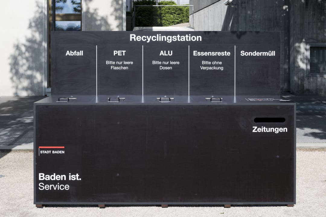 Recyclingstation Theaterplatz Einweihung Recyclingstation auf dem Theaterplatz, Baden, 5. Mai 2017. petitio petitio.ch