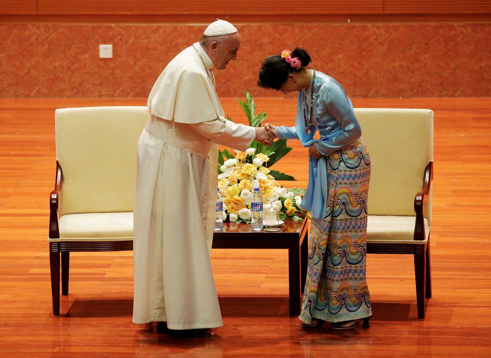 Historisches Treffen Papst bei Aung San Suu Kyi.