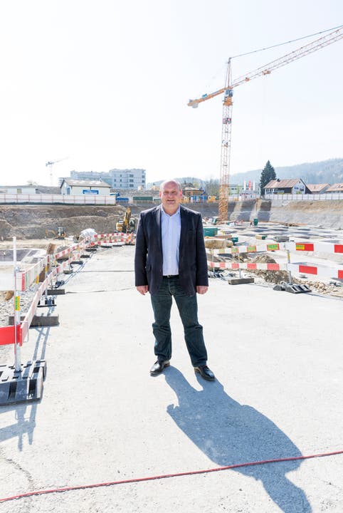 Gemeindepräsident Valentin Schmid bezeichnete das Projekt als Mosaiksteinchen in der Entwicklung Spreitenbachs