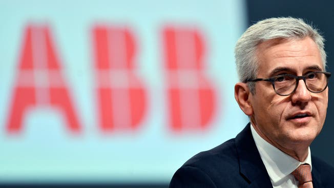 ABB-Chef Ulrich Spiesshofer verkündet eine Milliardenübernahme: ABB kauft für 2,6 Milliarden Dollar das Elektrifzierungs-Geschäft von General Electric. (Archiv)