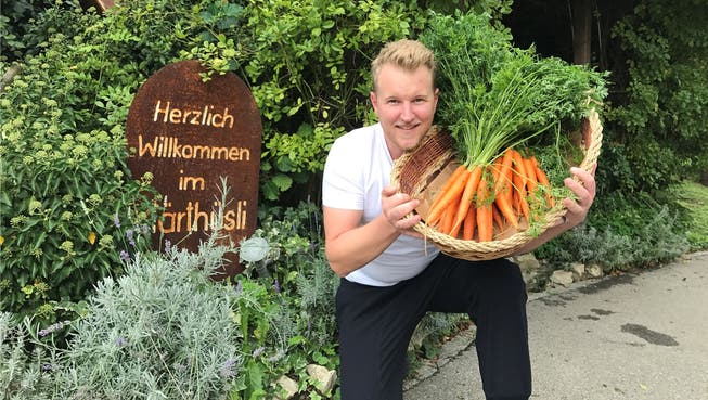 Felix Bertram präsentiert «Aargauer Superfood».