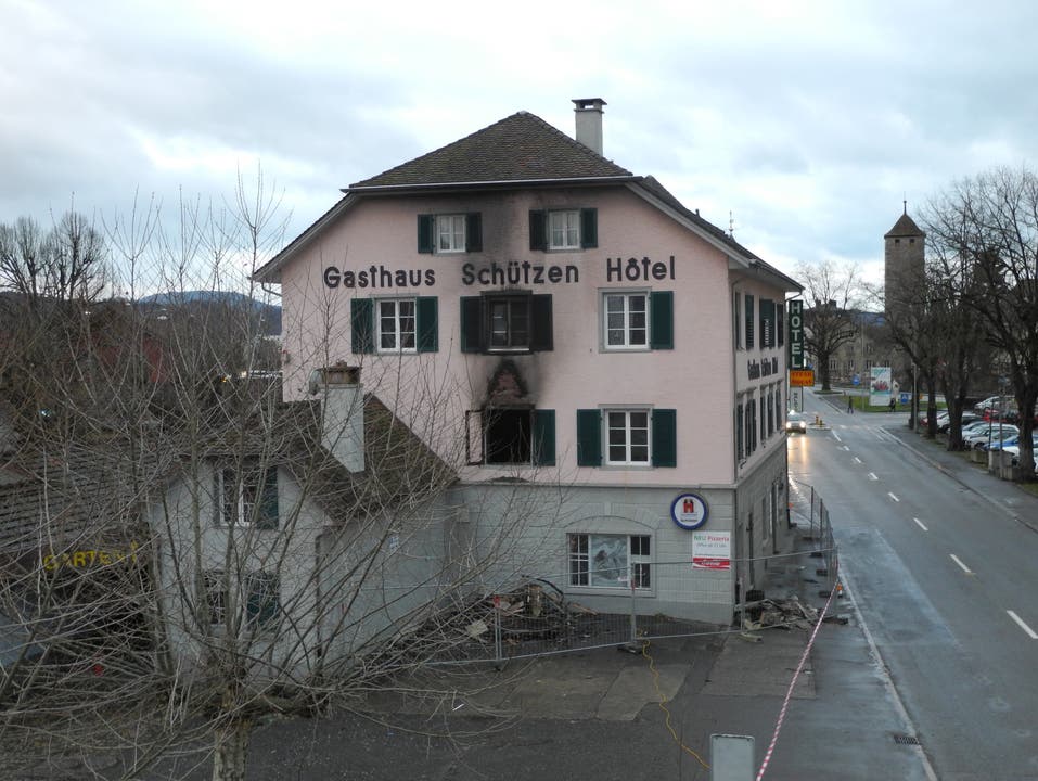 Das ehemalige Hotel Schützen in Laufenburg geriet im Januar in Brand.