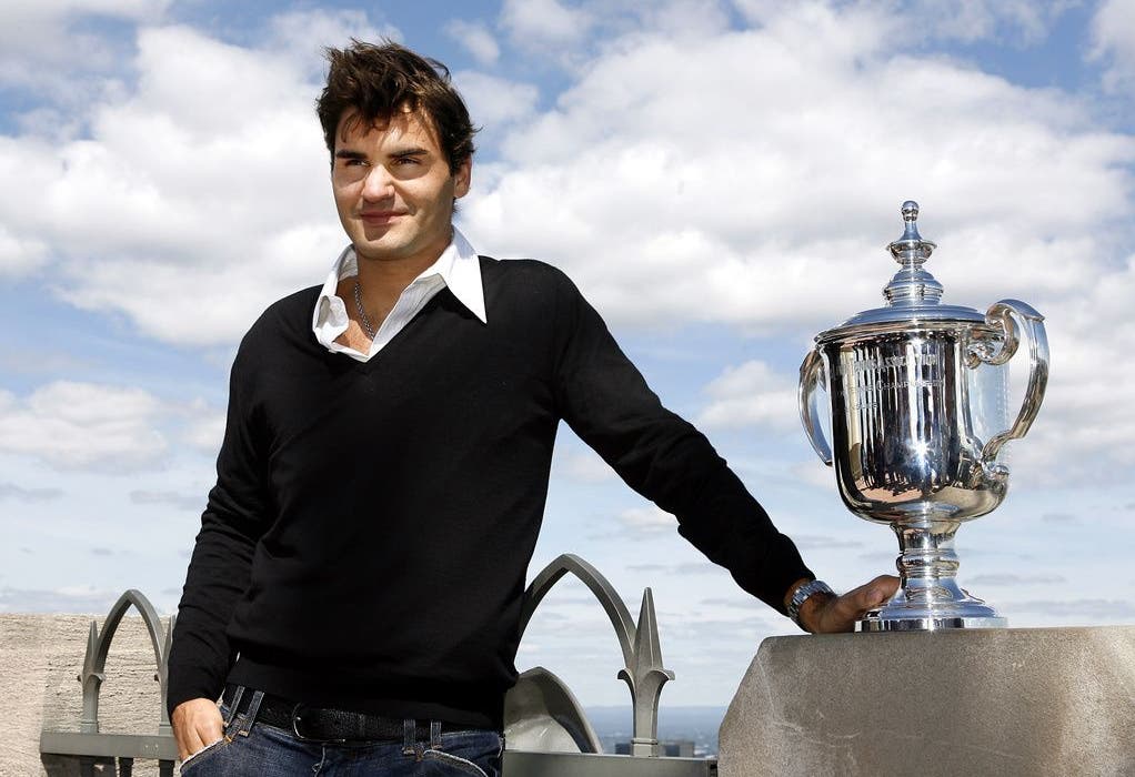  9) 2006 holt Federer den dritten US-Open-Titel in Serie. Andy Roddick muss sich mit 6:2, 4:6, 7:5, 6:1 geschlagen geben.