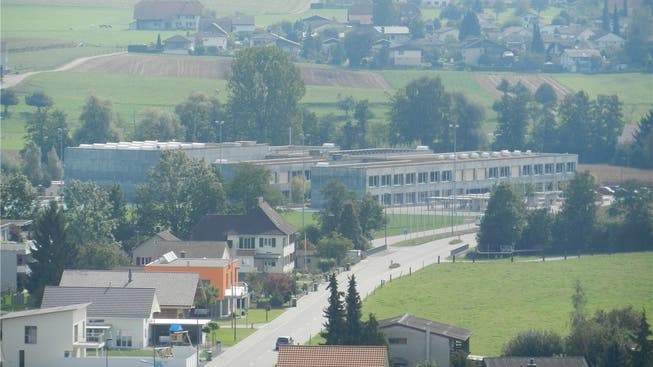 Das Oberstufenzentrum in Subingen soll eine zweite Turnhalle erhalten.