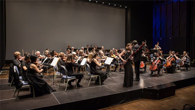 Die Brugger Fagottistin Valeria Curti beim Einstiegskonzert des Dirigenten Roman Blum mit der Sinfonia Baden.