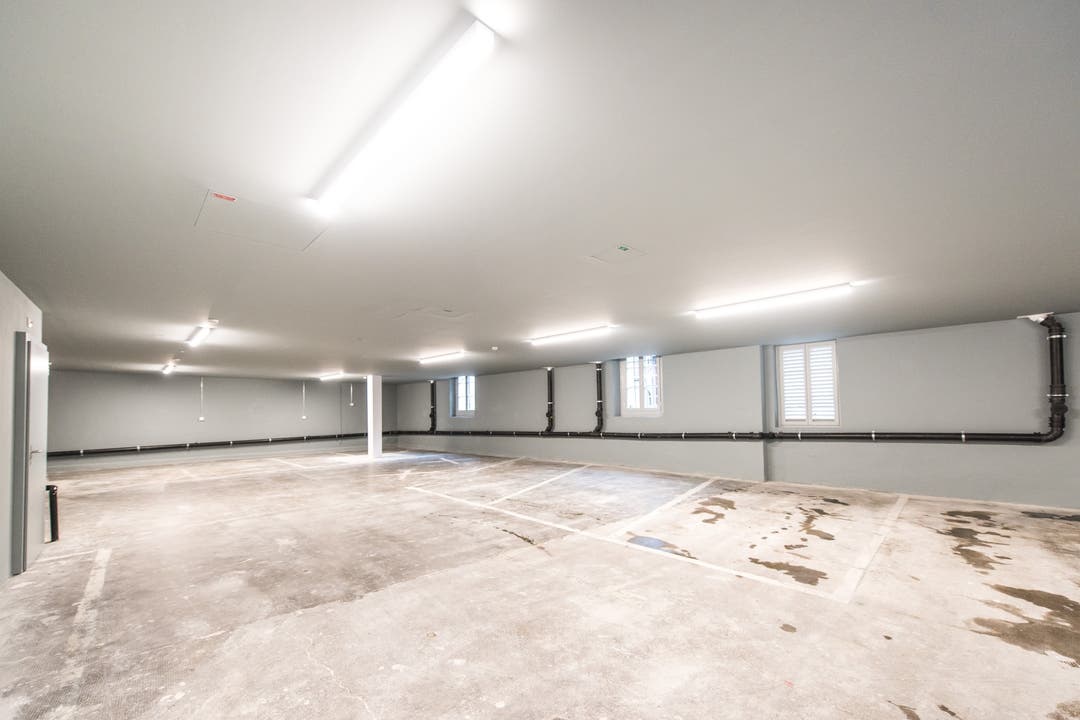Couronne-Atelier Blick in die Garage: Was noch bevorsteht, ist die Installation des neuen Bodens