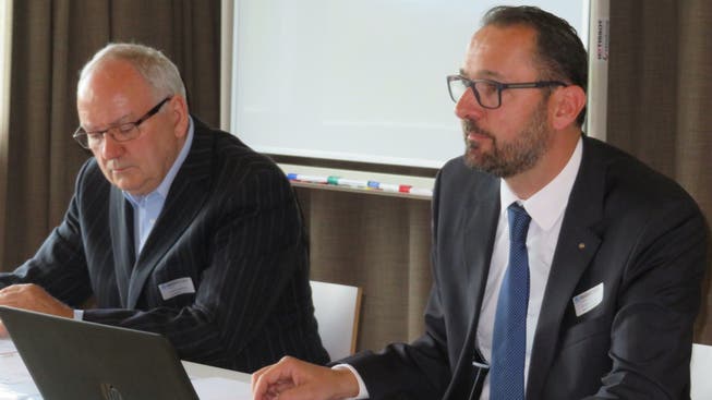 Der Präsident von Swissmechanic Solothurn, Philippe Nicotera (rechts), konnte über eine erfreuliche Entwicklung berichten.