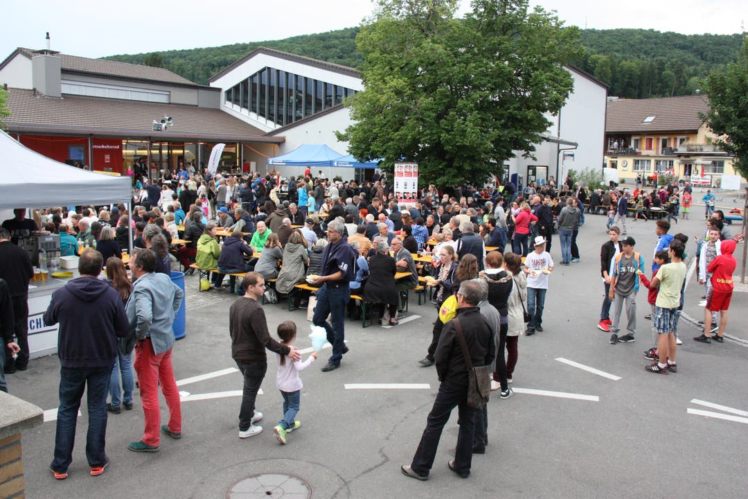 Mit einem zweitägigen Beizlifest feiert die Gemeinde Möriken-Wildegg das 725-Jahre-Jubiläum An zwei Tagen feierte die Gemeinde Möriken-Wildegg ihr 725-Jahre-Jubiläum mit einem Beizlifest.JPG