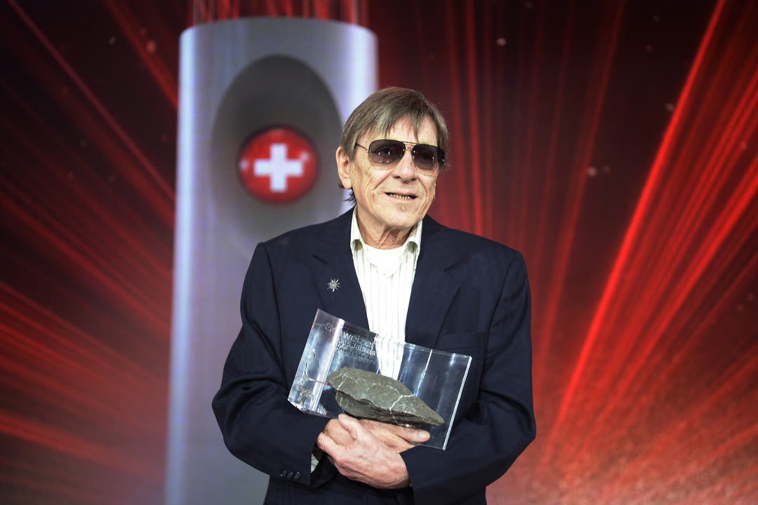 2015 wurde Hofer als Schweizer des Jahres ausgezeichnet.