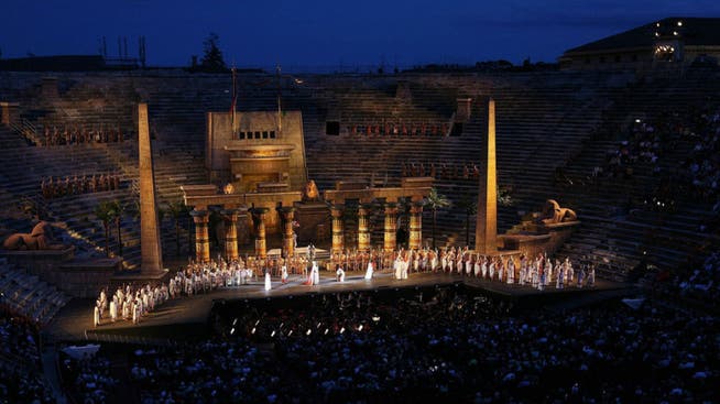 So hätte es im St. Jakob-Park aussehen können: "Aida"-Aufführung in der Arena von Verona. (Archivbild)