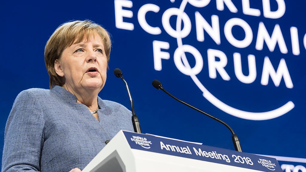 Auch Kanzlerin Merkel reiht sich in den Reigen der WEF-Teilnehmerinnen und -Teilnehmer ein, die sich an den protektionistischen Vorstössen der USA stören.