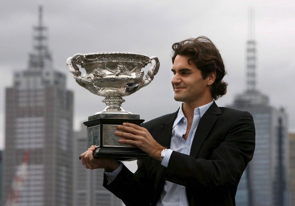  10) Federer gewinnt die Australian Open 2007 zum dritten Mal. Er besiegt Fernando Gonzales (Chile) 7:6 (7:2), 6:4, 6:4.