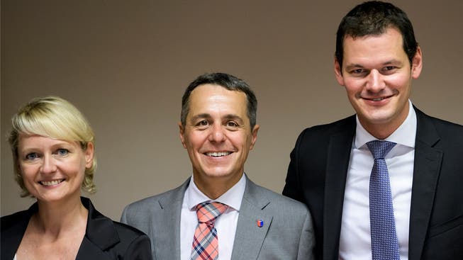 Isabelle Moret, Ignazio Cassis (Mitte) und Pierre Maudet buhlen um den frei werdenden Bundesratssitz.
