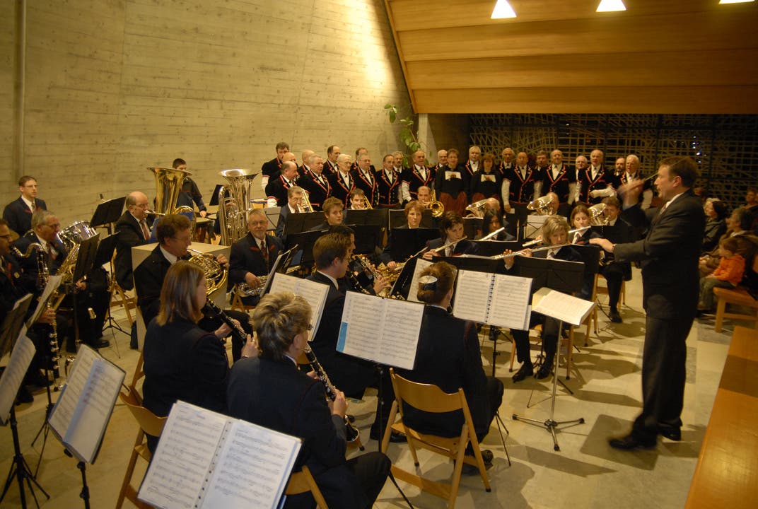 Adventkonzert Jodlerclub und Musikgesellschaft Bettlach in der Markuskirche 2008