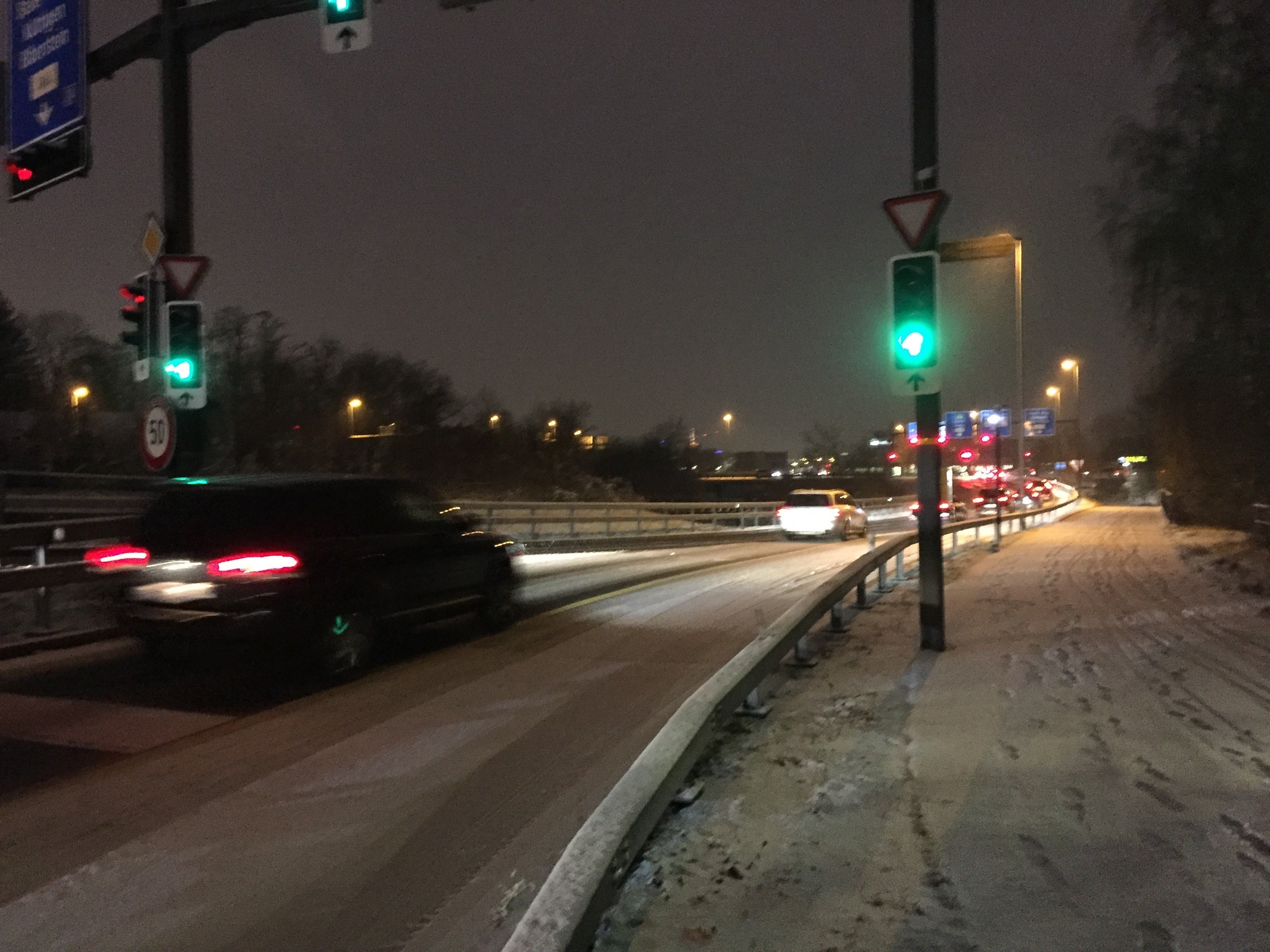 Schneefall - 30 Unfälle An Einem Tag Im Aargau ++ Zwei Verletzte ...