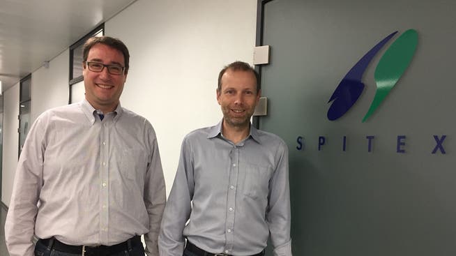 Daniel Schwarzenbach (l.) mit Spitex-Präsident Michael Ganz.