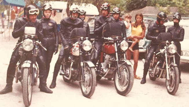 Andere Mode, andere Motorräder: Der Moto-Club Baden auf einer Tour am Gardasee Ende der 1960er-Jahre.