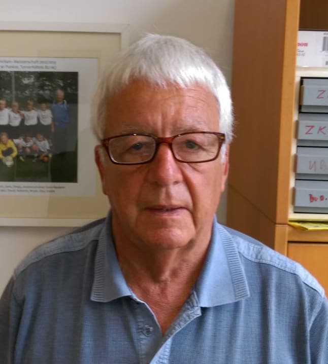 Jean-Pierre Janz (73) Langjähriger Vereinspräsident und Ehrenmitglied «Mein persönlicher Wunsch ist, dass der langersehnte Kunstrasen realisiert wird.»