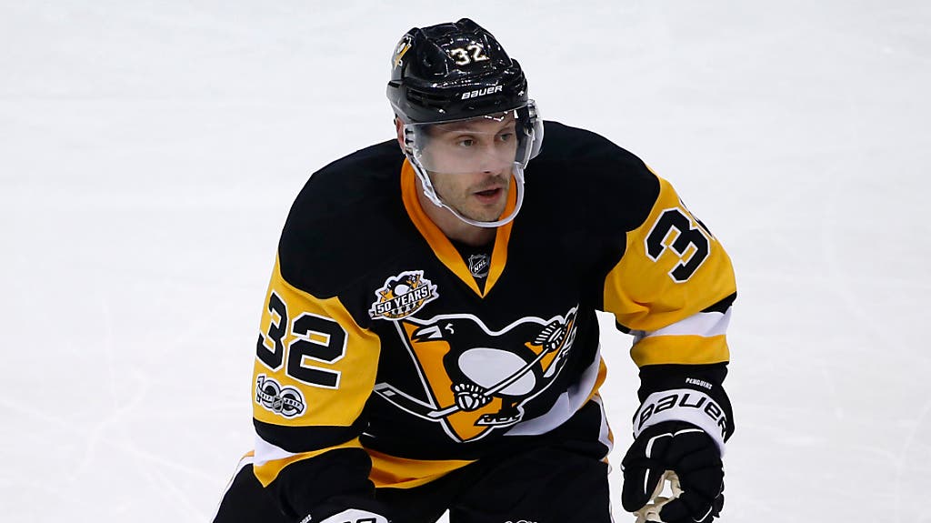 Playoffs: Mark Streit (Pittsburgh Penguins/NHL) Mark Streit hat bisher zwar noch kein einziges Playoff-Spiel der Pittsburgh Penguins bestreiten dürfen. Trotzdem ist der 39-Jährige als prominenter Ersatzspieler fester Bestandteil des NHL-Titelverteidigers.