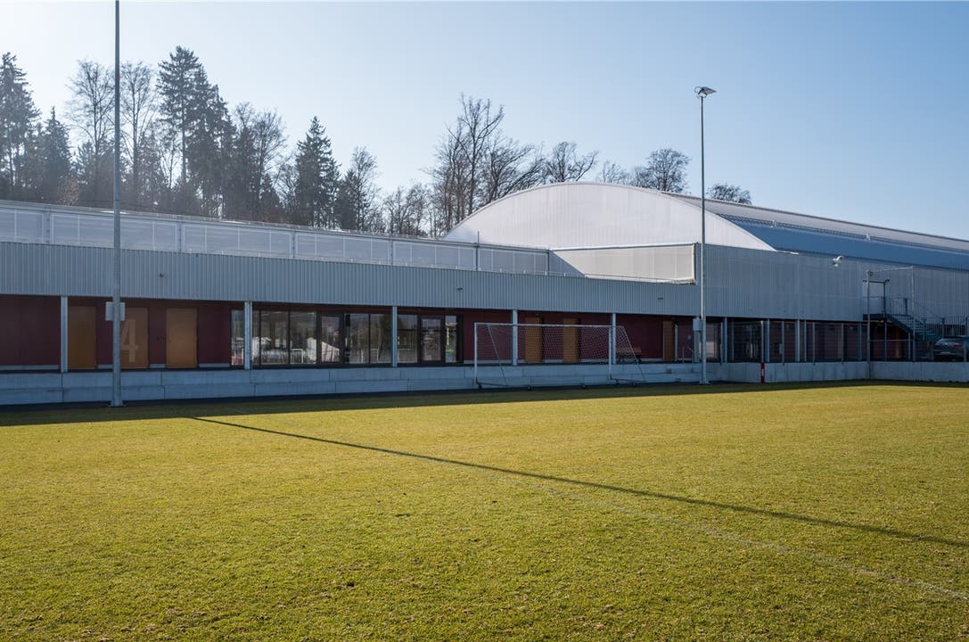 Die Fussballplätze vor dem Keba-Komplex im Aarauer Brügglifeld.