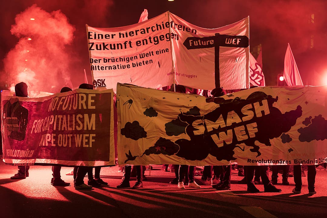 Demo in Zürich gegen das WEF und Trump