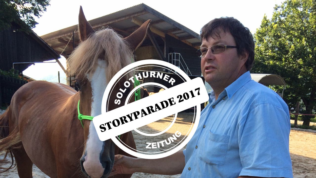 Storyparade 2017: Hengst Charly vom Thurgauer Quälhof mit seinem neuen Besitzer