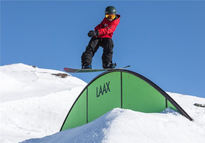 Alstublieft Verwisselbaar Wolkenkrabber Draufgänger Jonas Hasler (11) - Wer ist der Junge, der die Snowboard-Szene  auf den Kopf stellt?