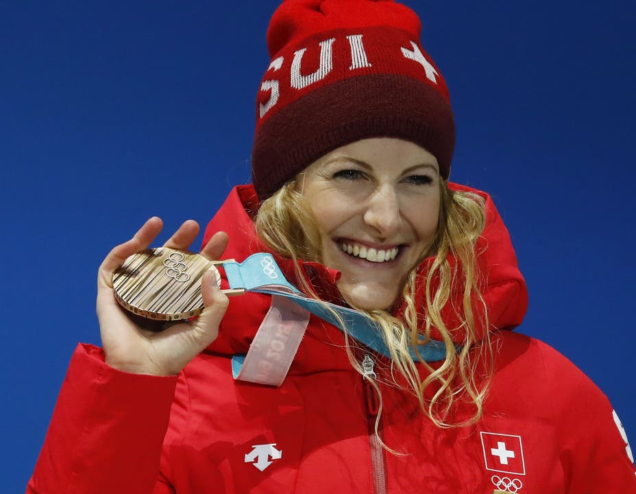 Nach der Enttäuschung Bronze In Sotschi war ihr lediglich der 7. Rang geblieben, nun holte Fanny Smith im Skicross Versäumtes nach. Die Waadtländerin gewann nach einem packenden Duell im Final gegen die schwedische Favoritin Sandra Näslund die Bronzemedaille.
