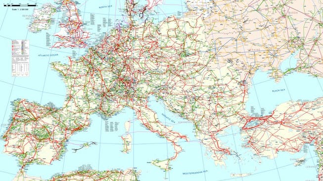 Hier ist ein Blick auf das europäische Stromnetz der 25 betroffenen Ländern.