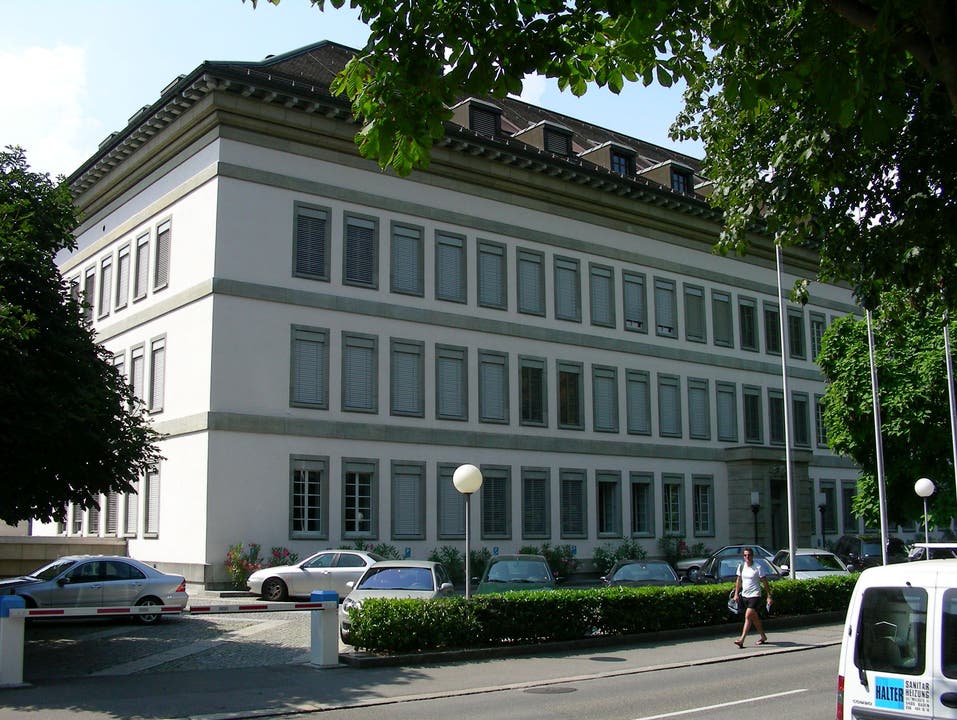 NOK, heute Axpo Der Hauptsitz der Axpo, früher Nordostschweizerische Kraftwerke AG, auf dem Nachbargrundstück an der Parkstrasse wurde 1914 von Otto und Werner Pfister gebaut.