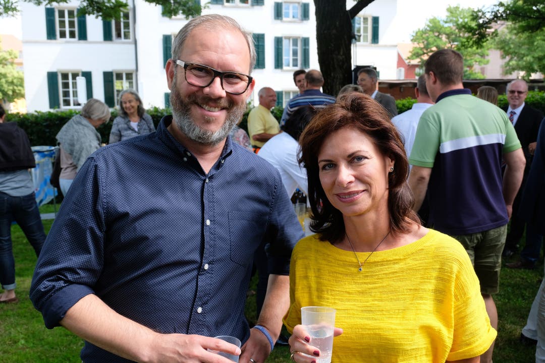 Michael Seiler, Leiter Standortförderung der Stadt Dietikon und Esther Pioppini, Kommunikationsbeauftragte der Stadt Dietikon.