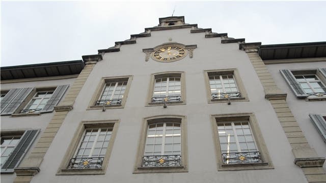 Die Bürgerlichen stimmen nicht mit dem Budget überein, das der Stadtrat beschlossen hat. Im Bild: Rathaus Aarau.