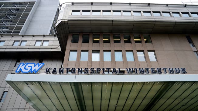 Das Kantonsspital Winterthur soll in eine AG umgewandelt werden, doch mitten im Abstimmungskampf gehen die Wogen hoch.