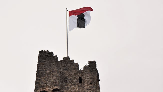 Der neue Stadtammann hat entschieden: Die Badener Fahne flattert im Wind.