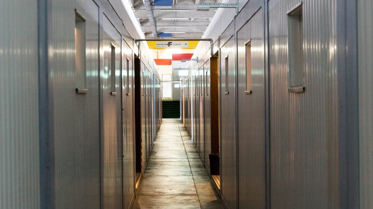 So lebt es sich im Container-Dörfli: Ein Besuch in der zweitgrössten Asylunterkunft des Kantons