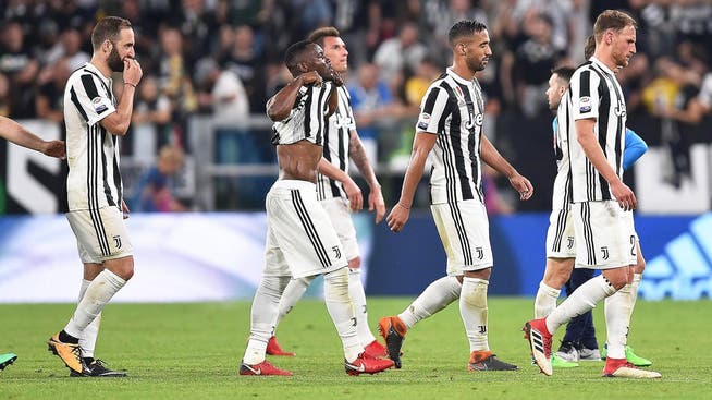 Juventus Turin führt gegen Napoli nach der 0:1-Niederlage die italienische Liga nur noch mit einem Punkt an.